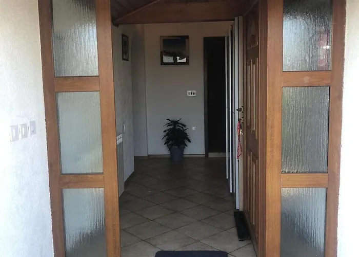 Romana Apartamento Grožnjan